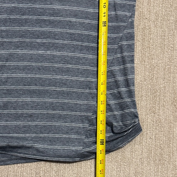 Kuhl Women’s L Gray White Stripe Laurel Short Sleeve Outdoor Shirt - Picture 7 of 12